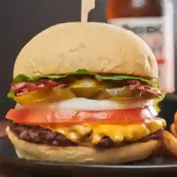American Burger + Papas