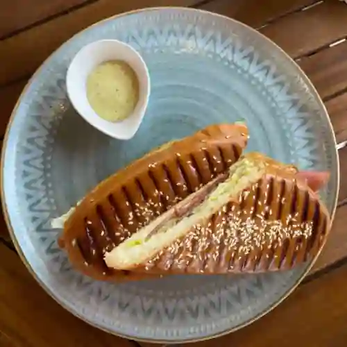 Combo Sándwich Cubano
