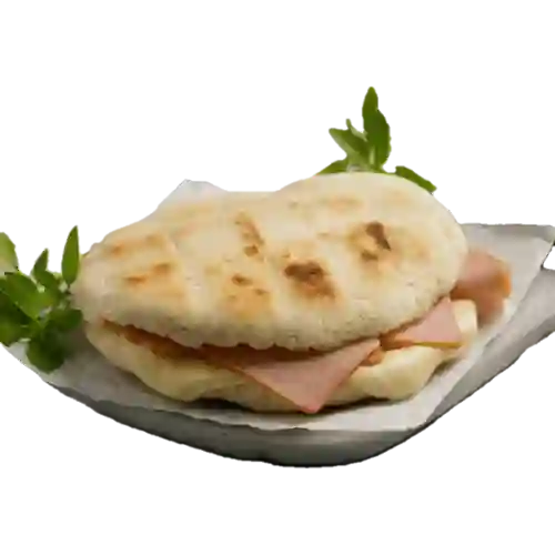 Arepa con Queso y Jamón