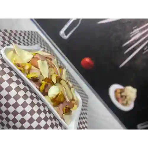 Salchipapa
