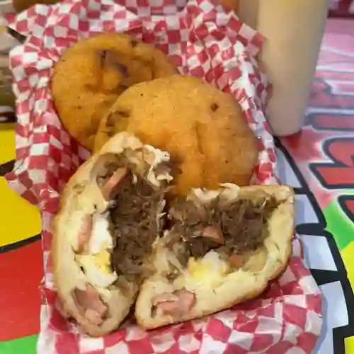 Arepa Especial