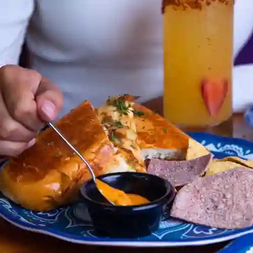 Torta de Pollo Cantarito