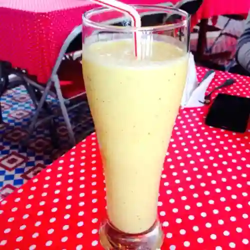 Jugo de Maracuya en Leche