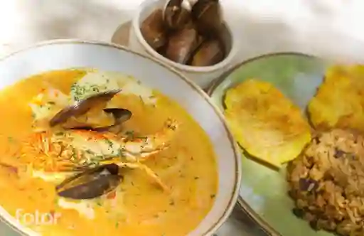 Cazuela de Mariscos