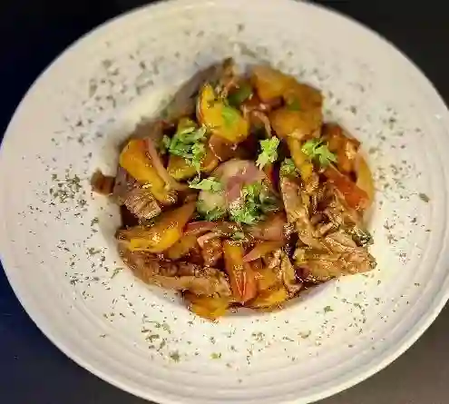 Lomo Saltado