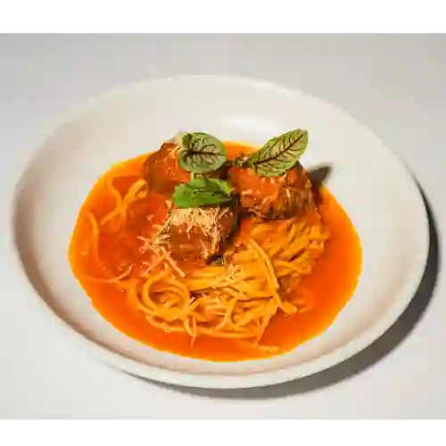 Spaghetti con Albondigas