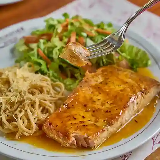 Salmón en Salsa 300 gr