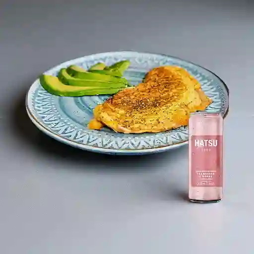 Combo Omelette + Soda Hatsu Frambuesa y Rosas 269 ml
