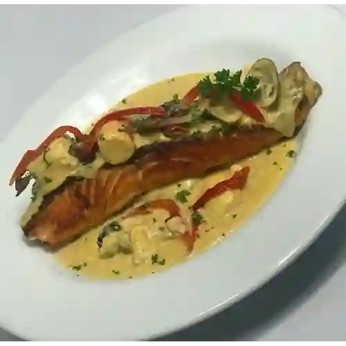 Salmón a la Marinera