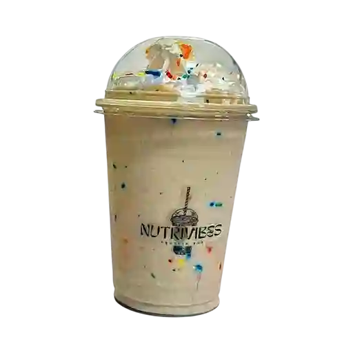 Batido de Birthday Cake 16 Oz