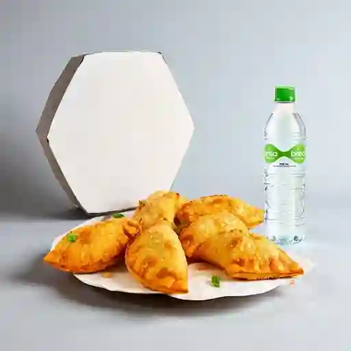Empanada de Harina Personal +Agua Brisa C/Gas X600ml