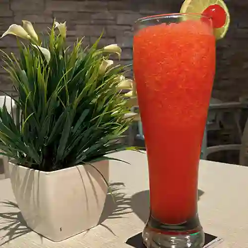 Limonada Cerezada 16 Oz