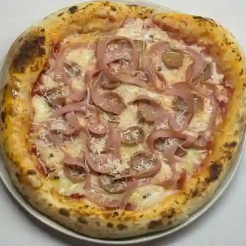 Pizza Tres Amigos