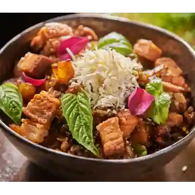 Medio Arroz Frito Chicharron