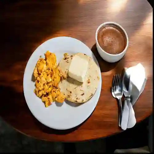 Huevos Revueltos en Aliños O Cacerola