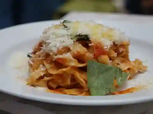 Fetuccini Pomodoro