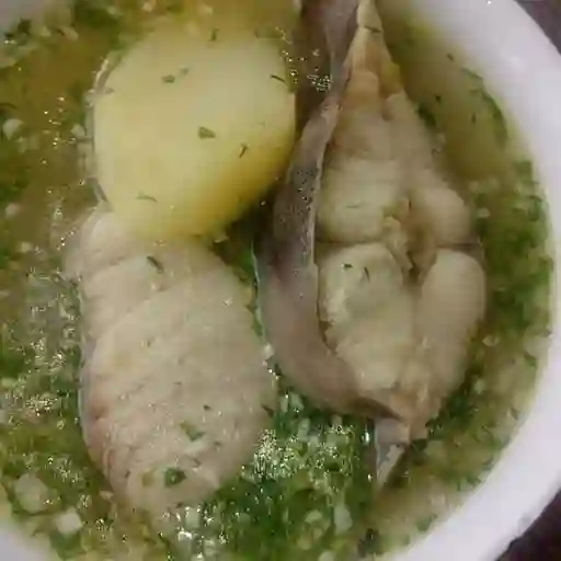Caldo de pescado