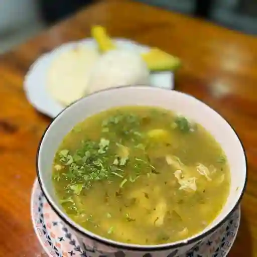 1/2 Sopa de pollo