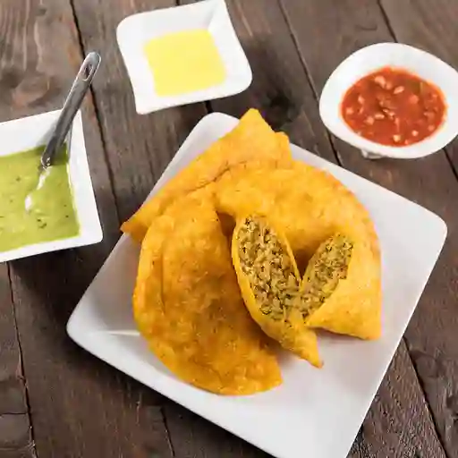 Empanada Arroz y Carne