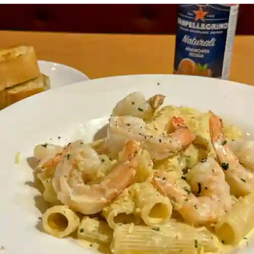Shrimp alfredo
