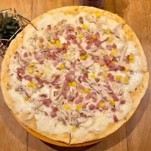 Pollo Maíz y Tocineta Ahumada