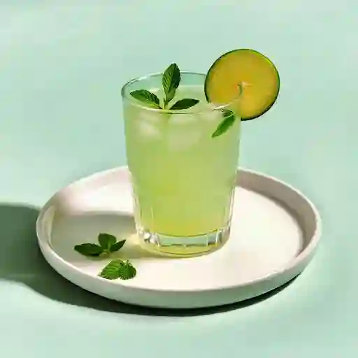 Limonada hierbabuena