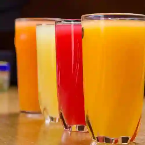 Jugo en Agua de Tamarindo