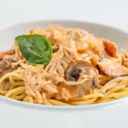 Pasta con Salsa de la Nona