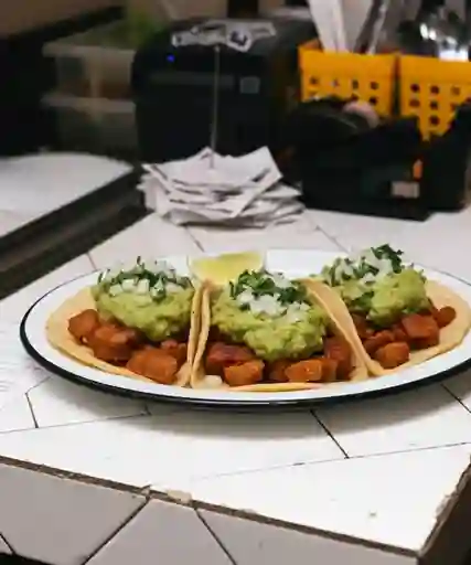 Tacos Chicharrón