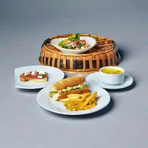 Miti Miti Ensalada y Tartine