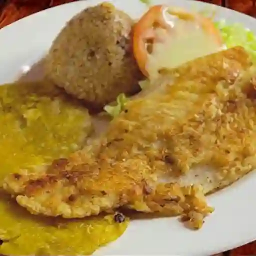 Róbalo Salsa de Camarón