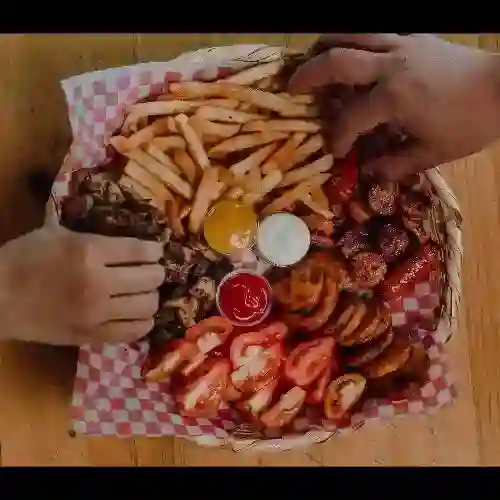 Picada Totumos Mediana (3 - 4 Personas)