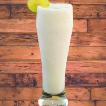 Limonada de Coco 16 Oz