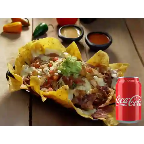 Combo Nacho Mixto Desmechado +Cocacola Orig 330 ml