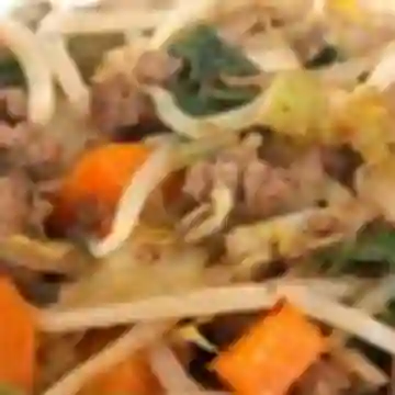 Chow Mein con Carne Mediano
