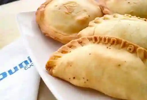 Empanada Pollo Grande