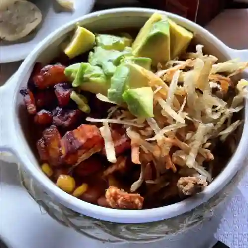 Cazuela de Frijoles Viernes