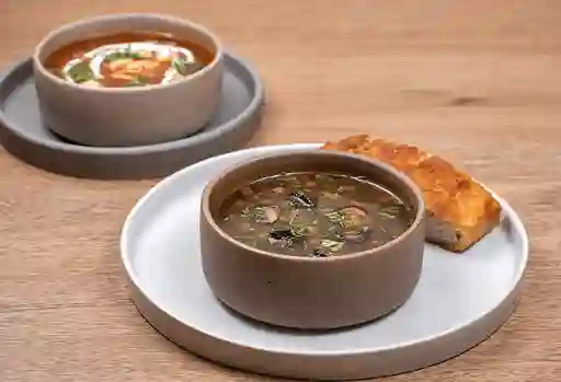 Sopa de lentejas o tomate