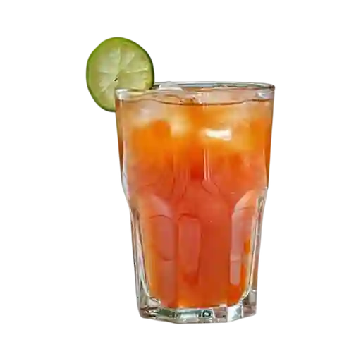 Agua de Panela con Limón y Cardamomo