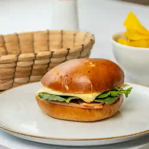 Sándwich Criollo