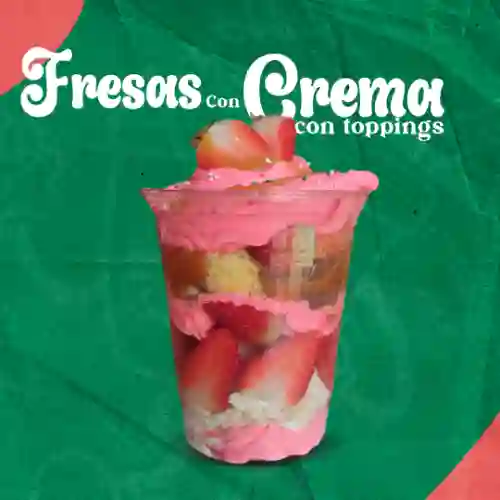 Fresas con Crema y Toppings