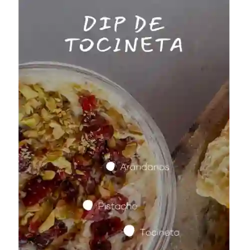 Dip de Tocineta y Pistachos