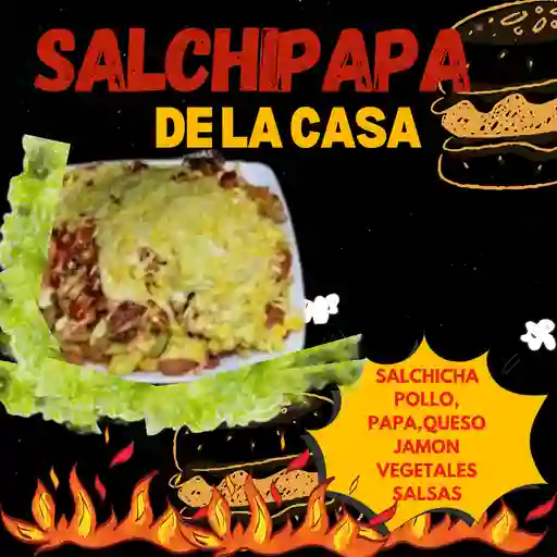 Salchipapa de la casa