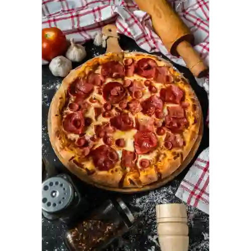 Pizza Jamon Salami Cabano
