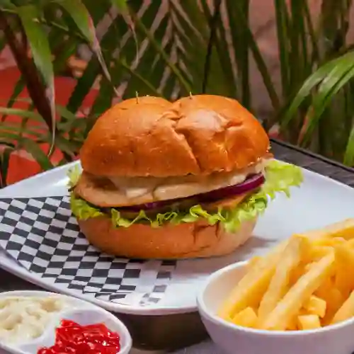 la Classic Pollo + Papas
