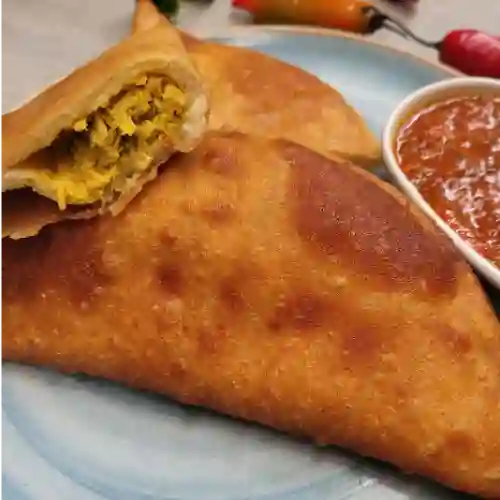 Empanada de Pollo Grande