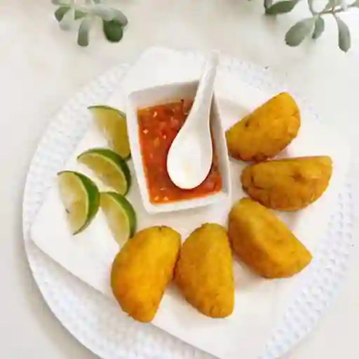6 Empanadas de Carne