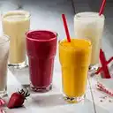 Jugos Naturales en Leche