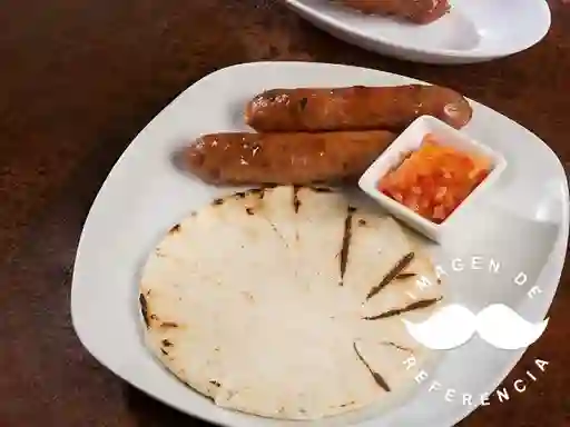 Chorizo con Arepa
