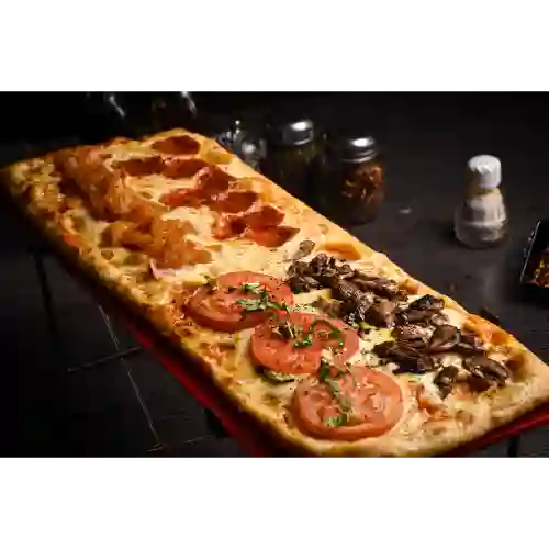 Pizza Cuatro Estaciones